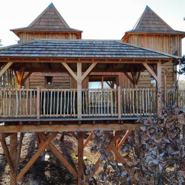 Cabanes Châteaux dans les Arbres et Spa privatif- Le Peydébé